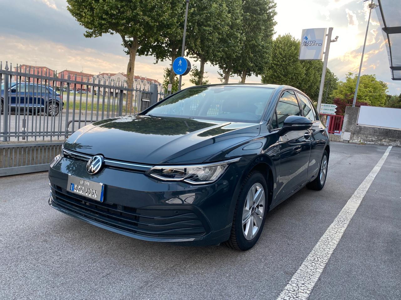 Volkswagen Golf 1.0 eTSI EVO DSG Life - PRONTA CONSEGNA