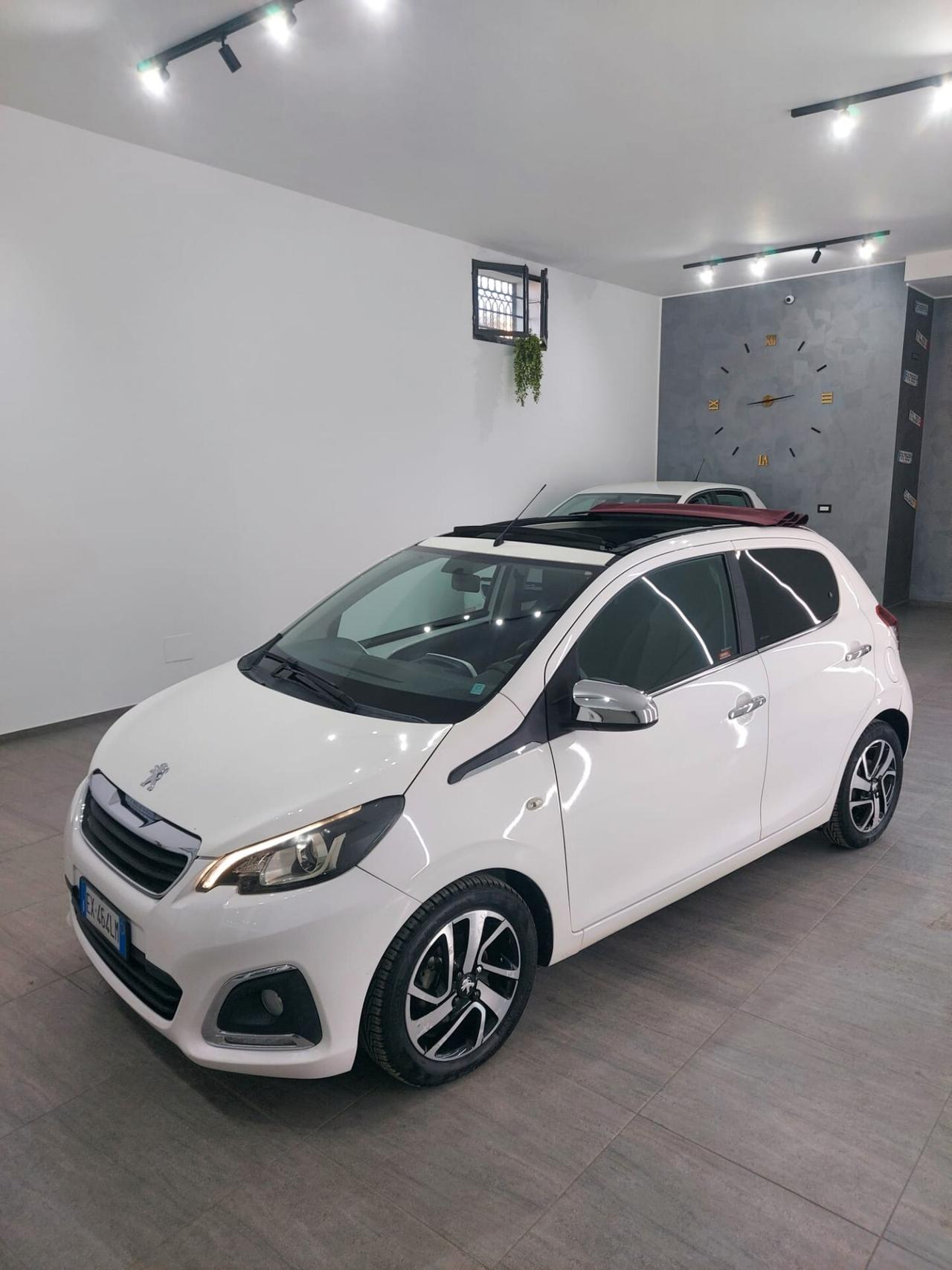 Peugeot 108 5P ALLURE TOP CABRIO