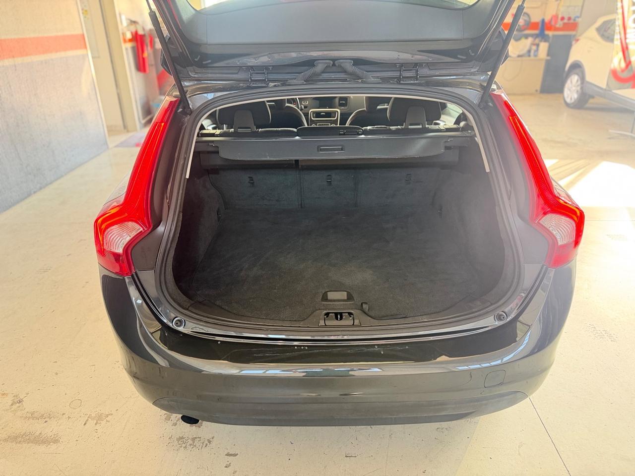 Volvo V60 D3 Momentum