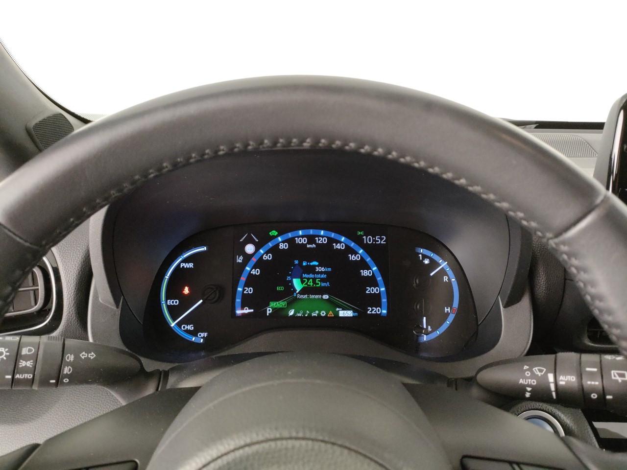 TOYOTA Yaris Cross 1.5h Trend fwd 116cv e-cvt