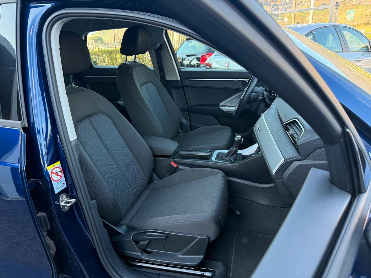 Audi Q3 35 TDI S tronic Business