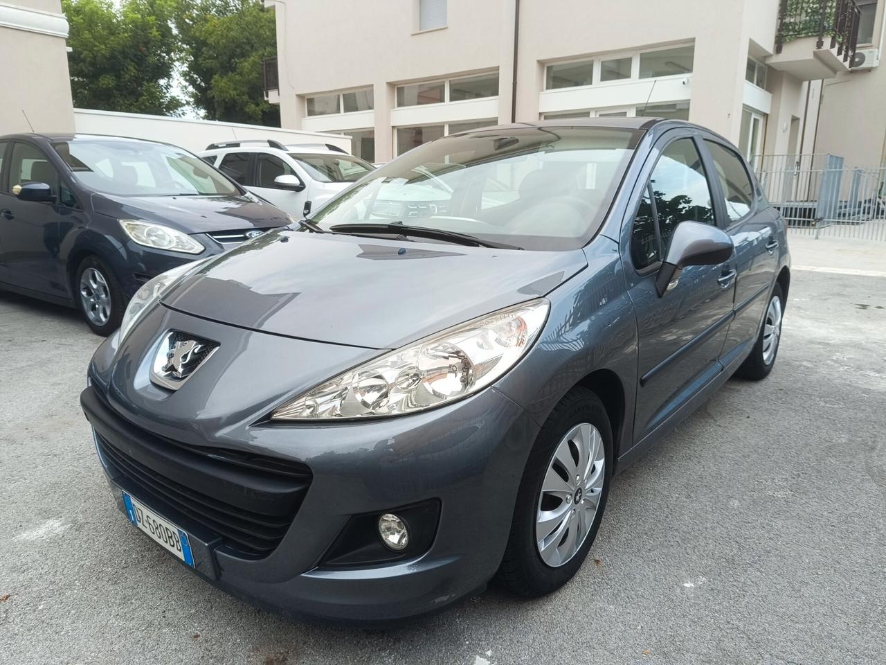 Peugeot 207 1.4 75CV GPL