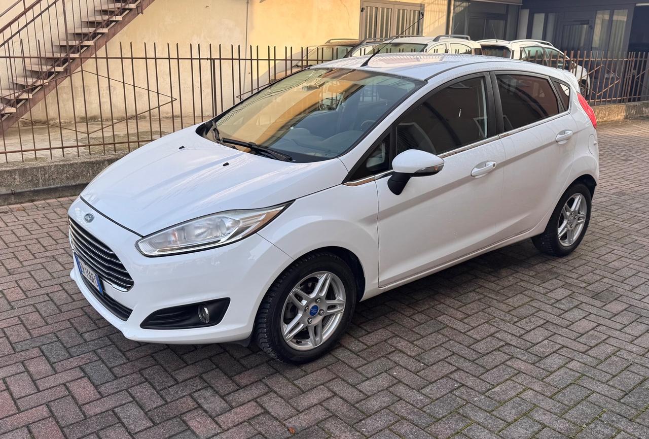 Ford Fiesta 1.0 80CV 5 porte Titanium Ok Neopatentati