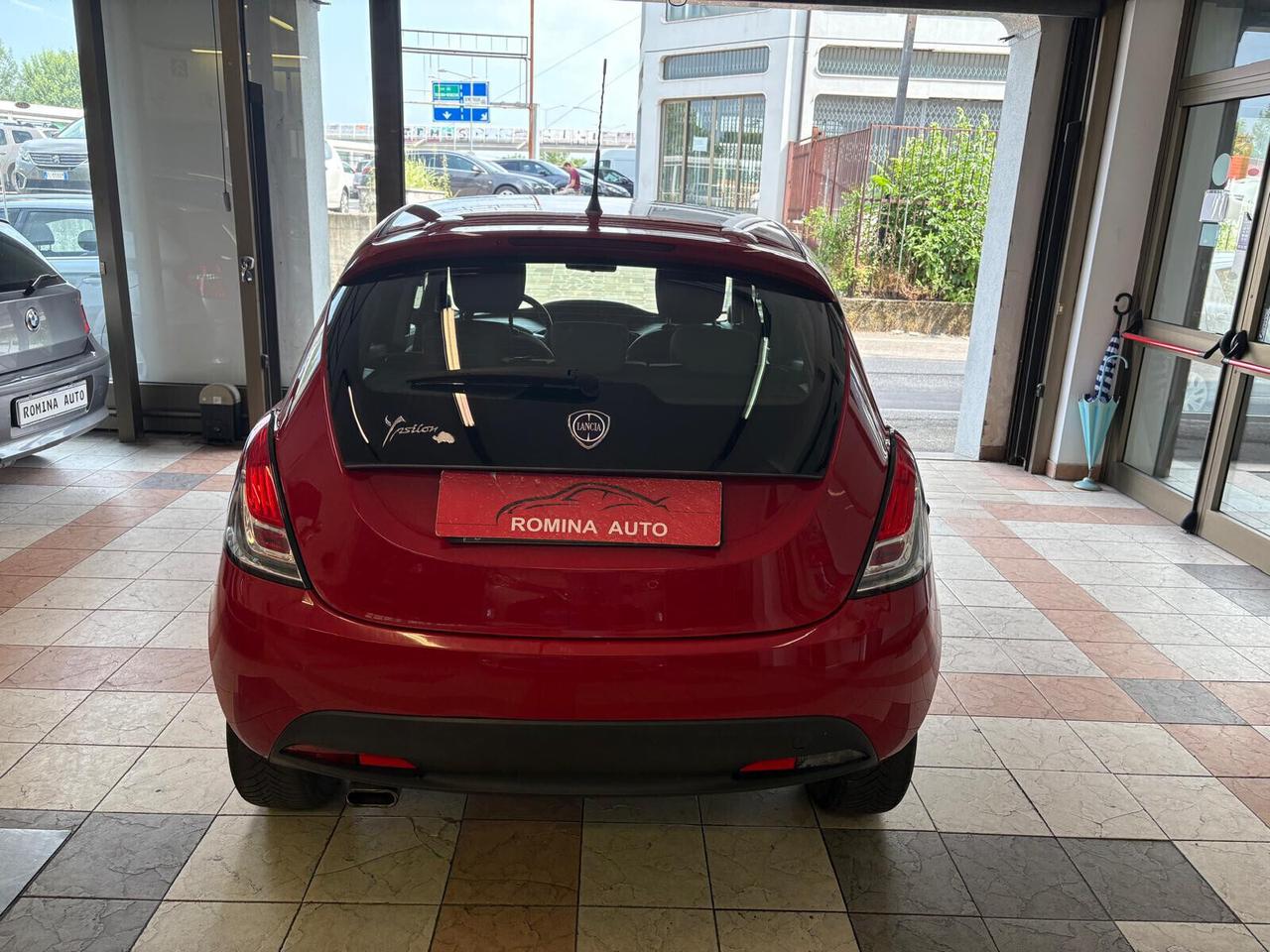Lancia Ypsilon 1.2 69 CV 5 porte Elefantino