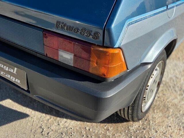 FIAT BERTONE RITMO CABRIOLET 85s PALINURO - SERVICE BOOK -