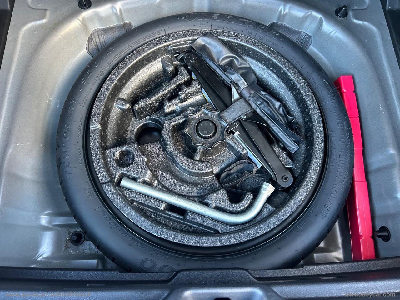 AUDI Q2 30 TDI S tronic Identity Black