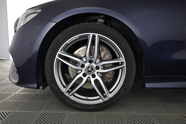 MERCEDES-BENZ CLA sse E Coupé E 220 d 4Matic AMG-Line/Premium