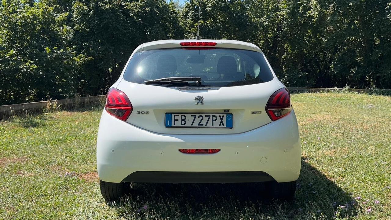Peugeot 208 PureTech 82 5P 2016 PERFETTA GPL Neop LEGGI TESTO
