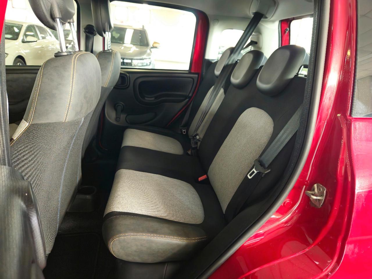 Fiat Panda Cross 1.0 FireFly S&S Hybrid 70CV