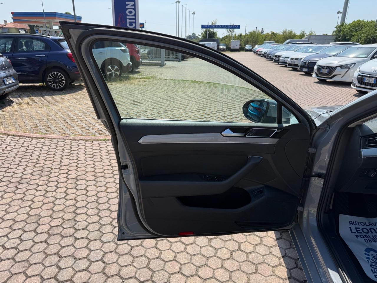 Passat Variant 2.0 TDI SCR EVO Business