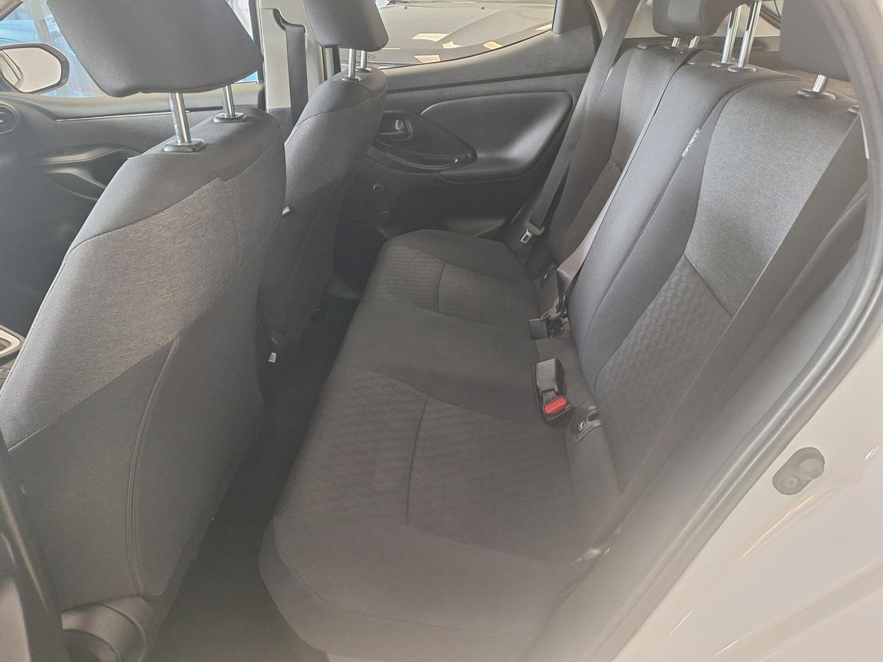 Toyota Yaris 1.5 Hybrid 5 porte Business