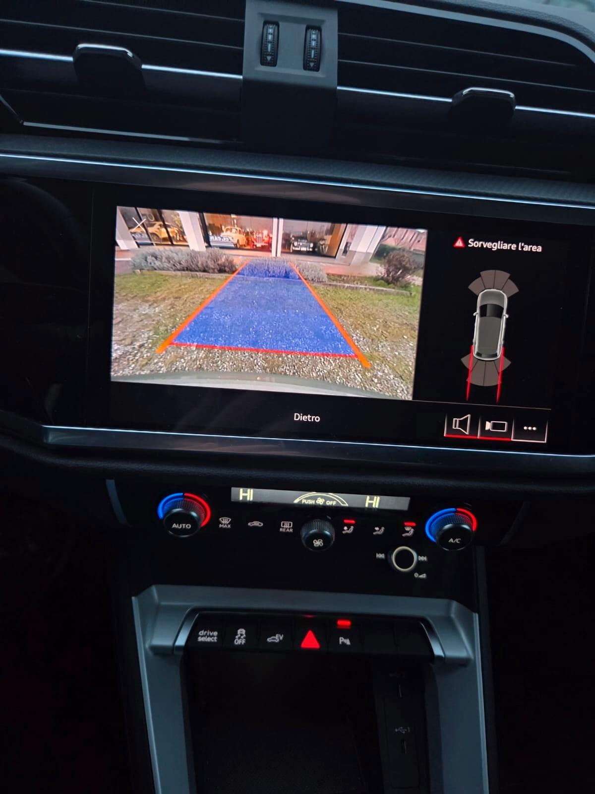 Audi Q3 45 TFSI e S tronic Hybrid