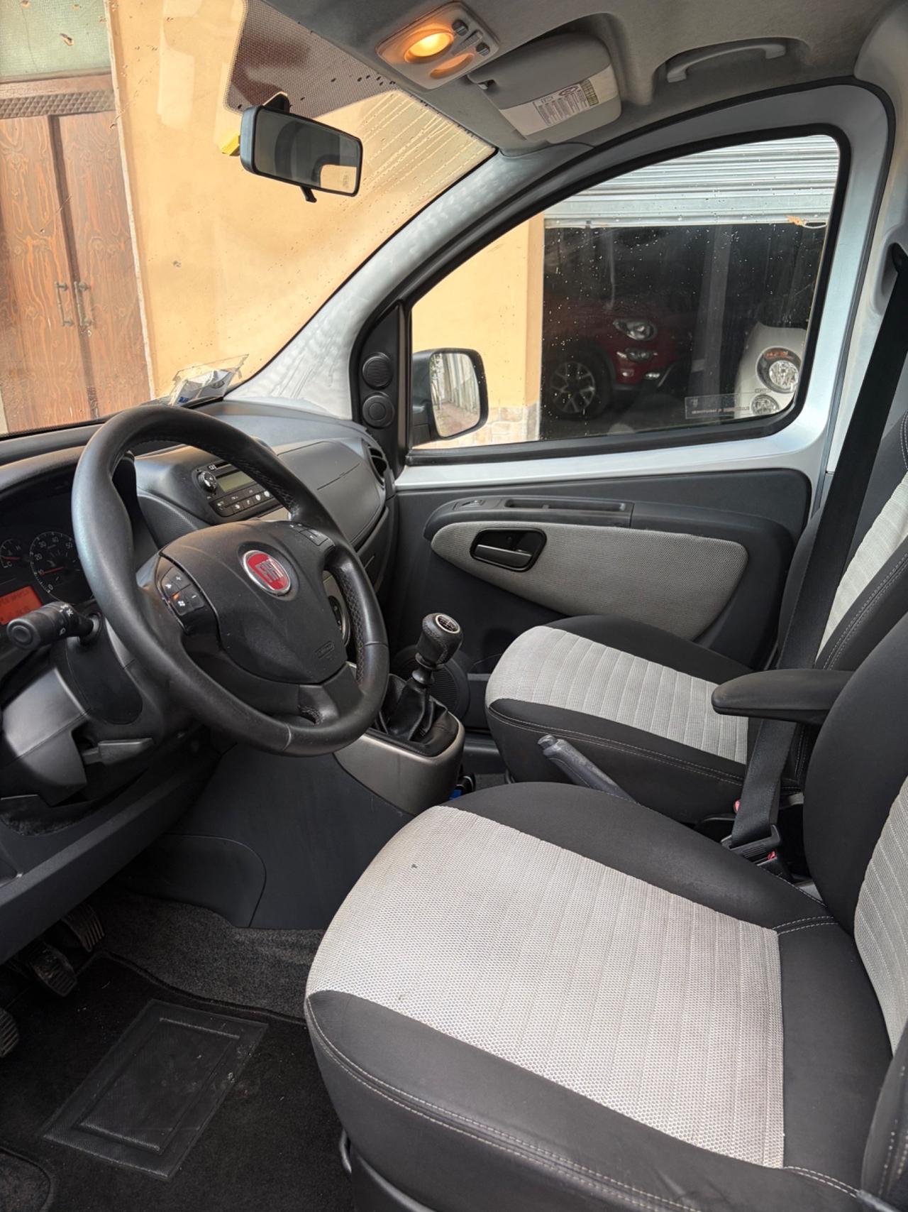 FIAT QUBO 1.4 8V 77CV FULL Natural Power CHIAMA