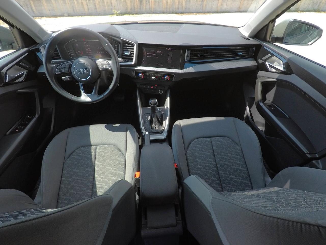 Audi A1 SB 25 TFSI S line edition Stronic