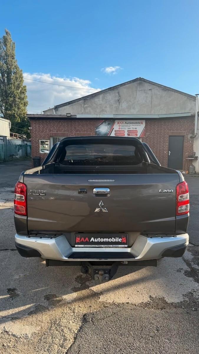 Mitsubishi L200 Plus, cabina doppia 4WD