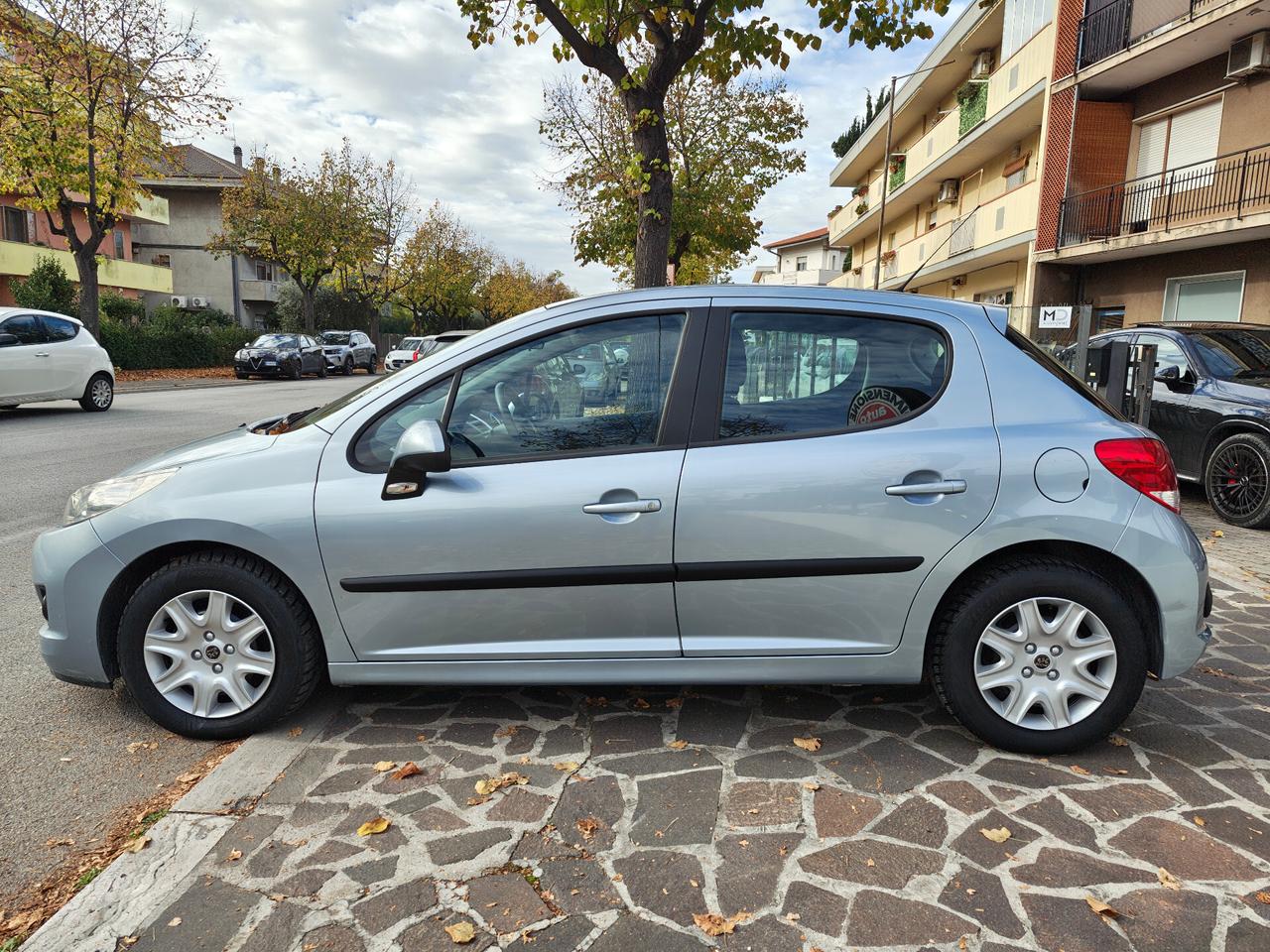 Peugeot 207 1.4 8V 75CV 5p. Energie Sport ECO GPL