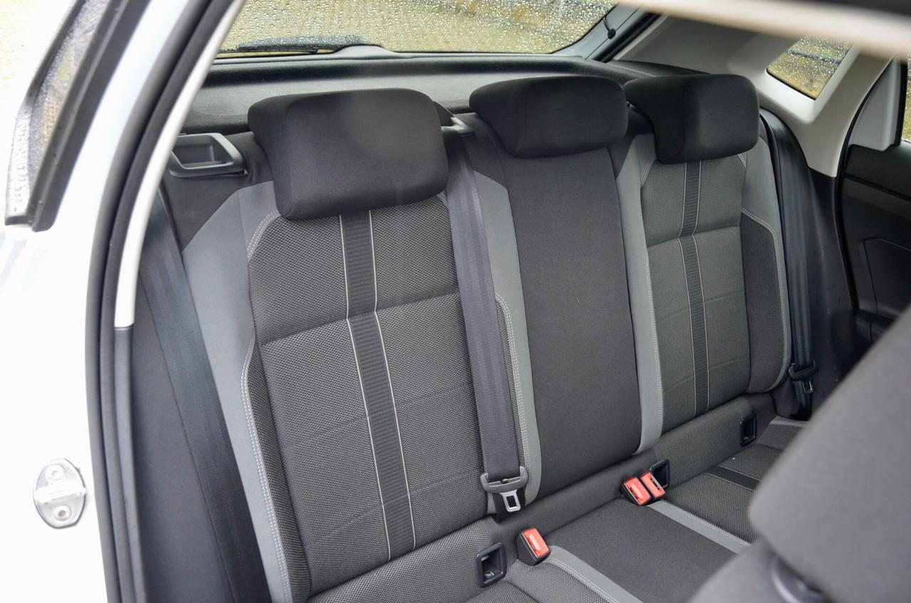 VOLKSWAGEN POLO 5p 1.0 TSI HIGHLINE 115cv, UNICOPROP, SERVICE VW, UFF ITALIANA, EURO 6D, FARI LED, 17", PERMUTE