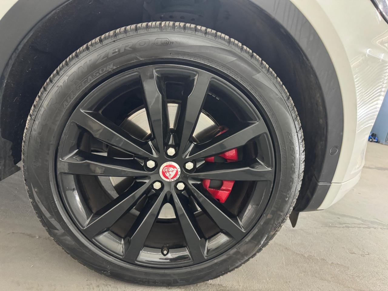 Jaguar E-Pace 2.0D 150 CV R-Dynamic S