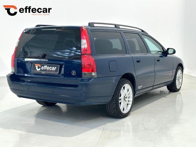 VOLVO V70 2.4i turbo 20V cat AWD T Optima