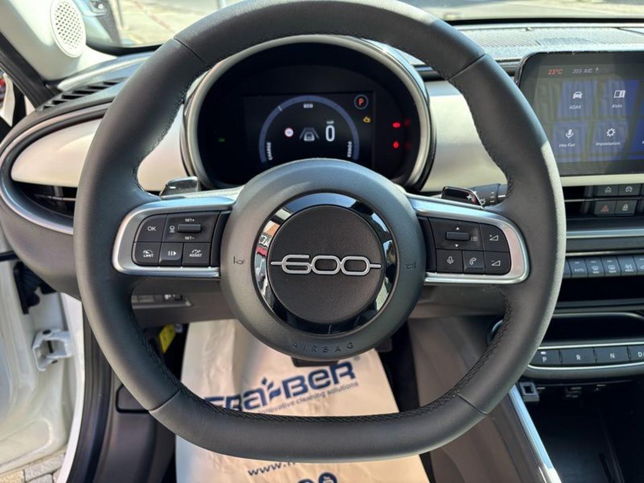 Fiat 600 Hybrid 110 CV DCT MHEV La Prima LED-CAM-18"