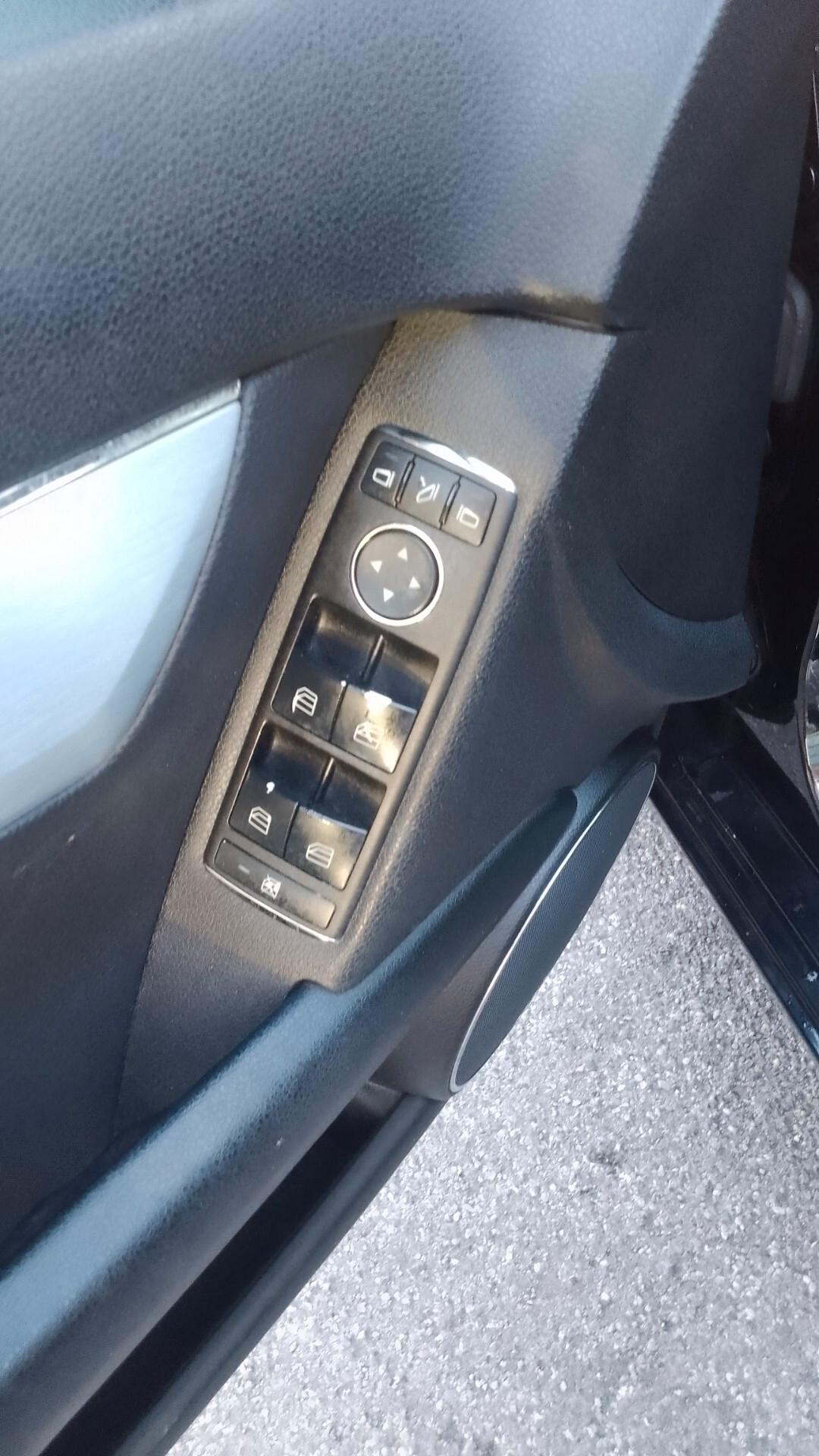 Mercedes-benz C 220 CDI S.W. avantgarde 2010