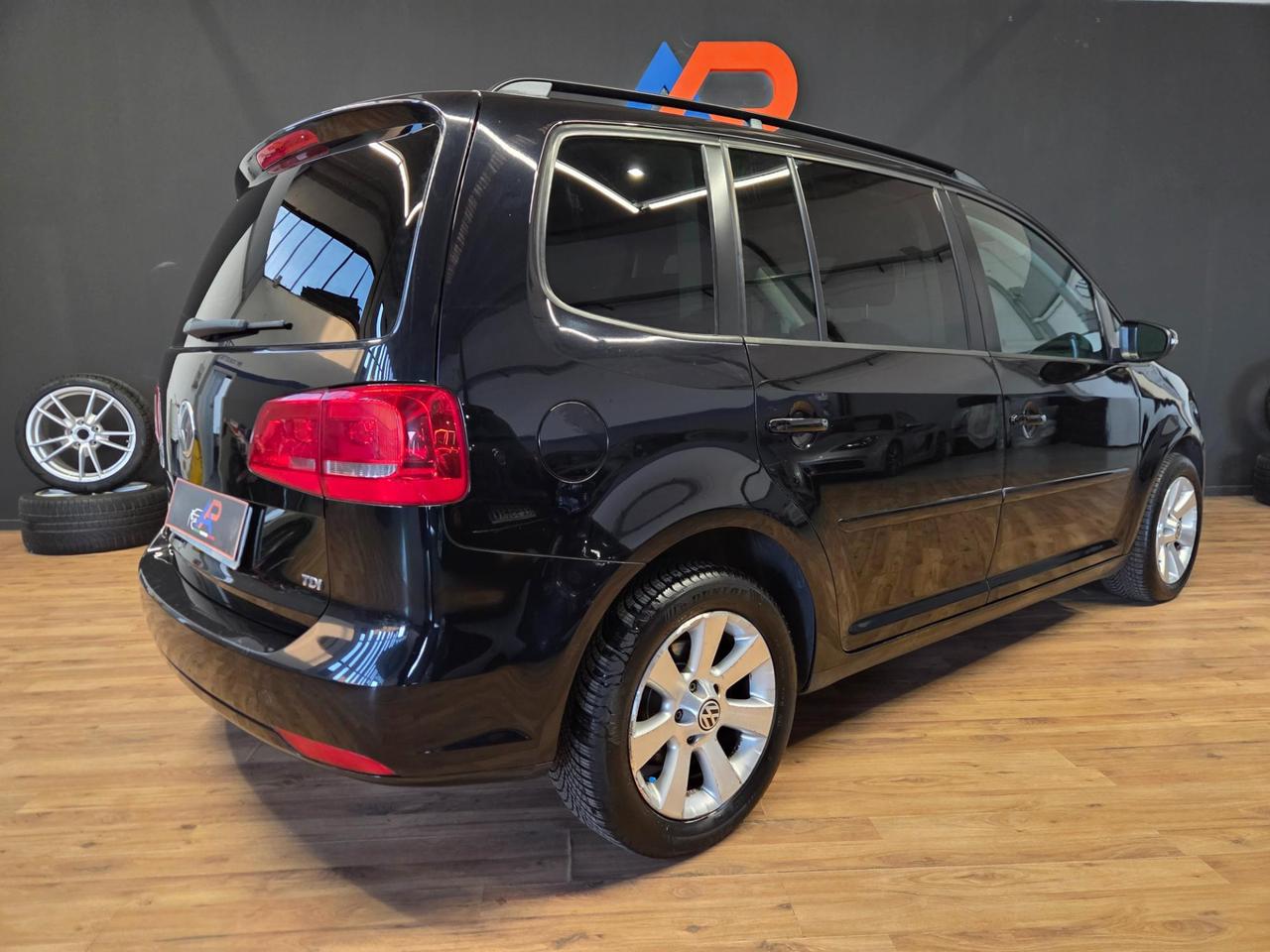 Volkswagen Touran 1.6 tdi Trendline