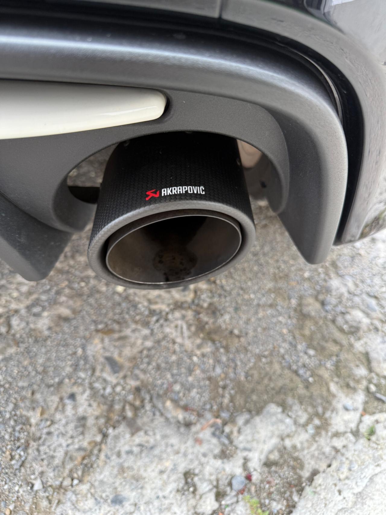 Abarth 695 1.4 Turbo T-Jet 180 CV. ESSEESSE