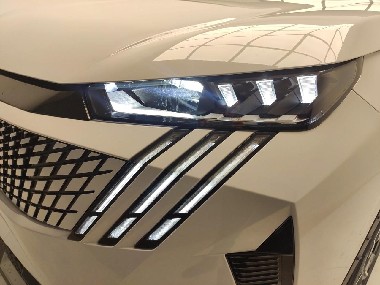 Peugeot 3008 Hybrid 136 e-DCS6 GT