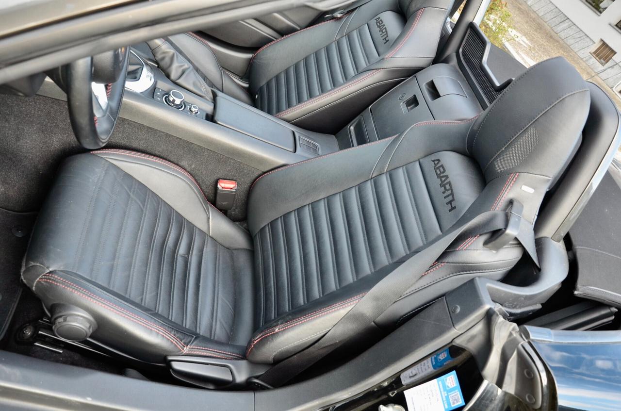 ABARTH 124 SPIDER 1.4 t M.AIR 170cv 70° ANNIVERSARIO, UFF ITALIANA, SERVICE DIMOSTRABILI, HI-FI BOSE, PELLE TOTALE, SCARICO RECORD MONZA, PERMUTE