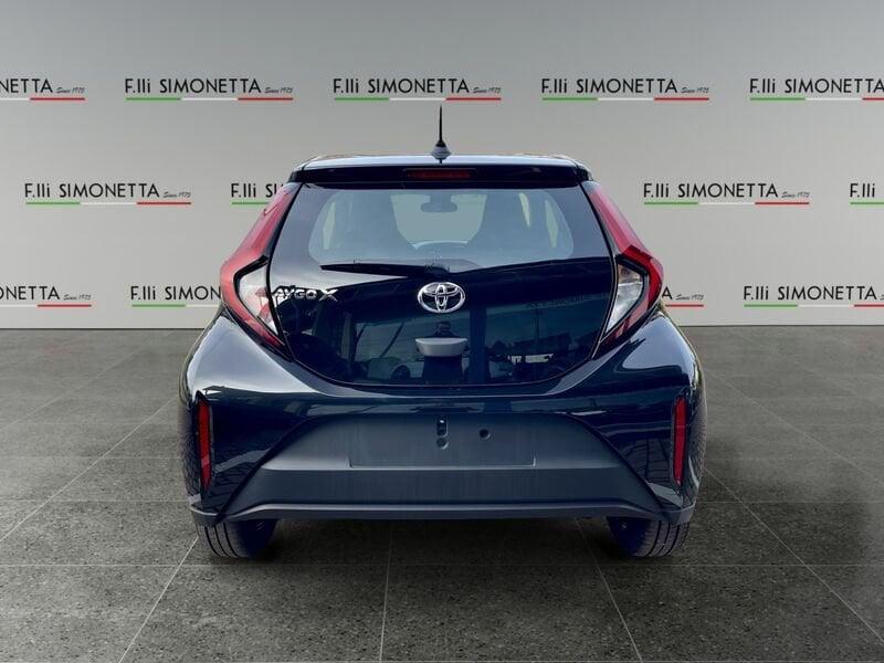 Toyota Aygo X 1.0 Active 72cv - KM0