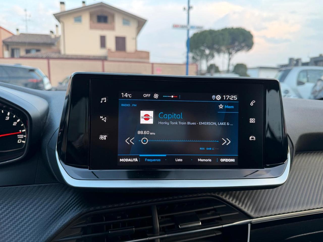 Peugeot 208 5 porte Active SOLO 5000 KM