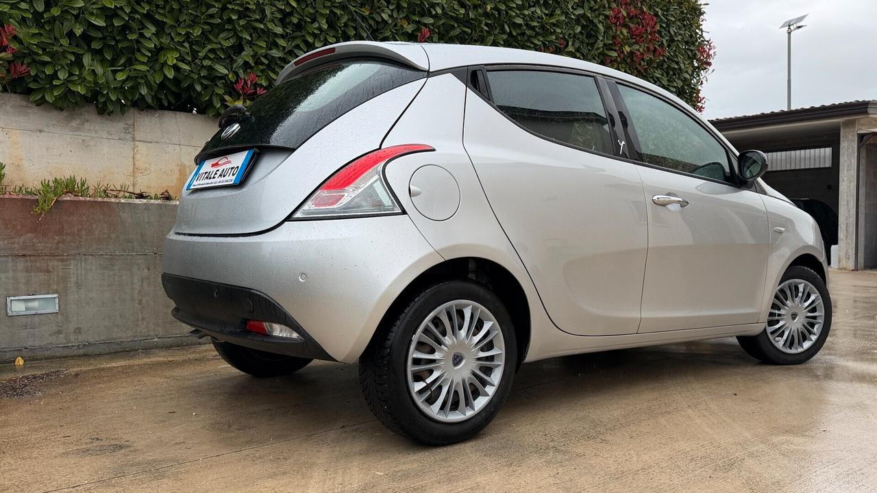 Lancia Ypsilon 1.3 MJT 95 CV. Motore nuovo