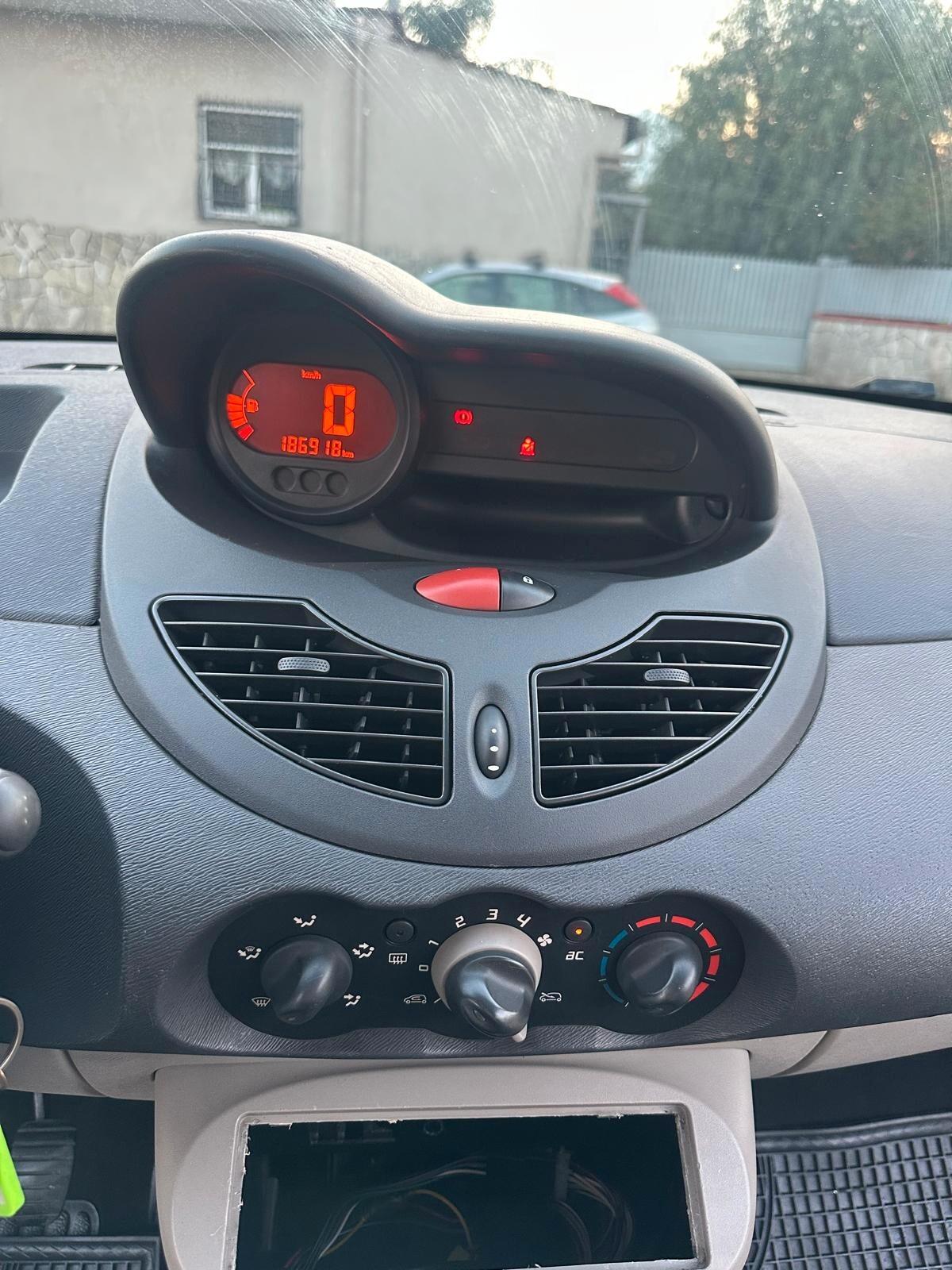 Renault Twingo 1.2 8V Dynamique-04/2008