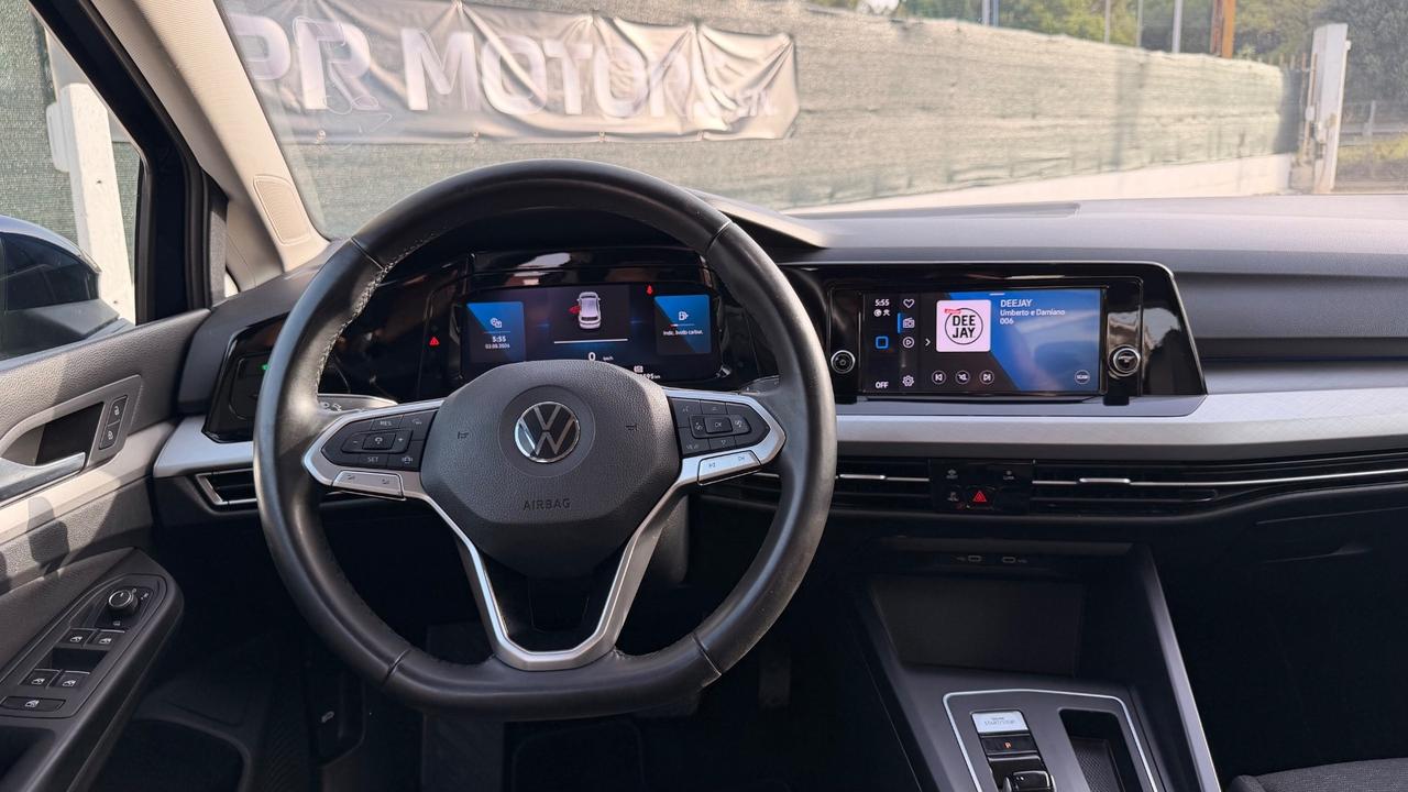 Volkswagen Golf 1.0 eTSI EVO DSG Life