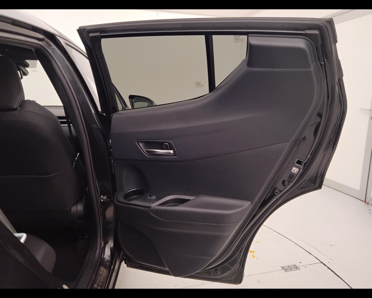 TOYOTA C-HR I 2020 - C-HR 2.0h Trend e-cvt