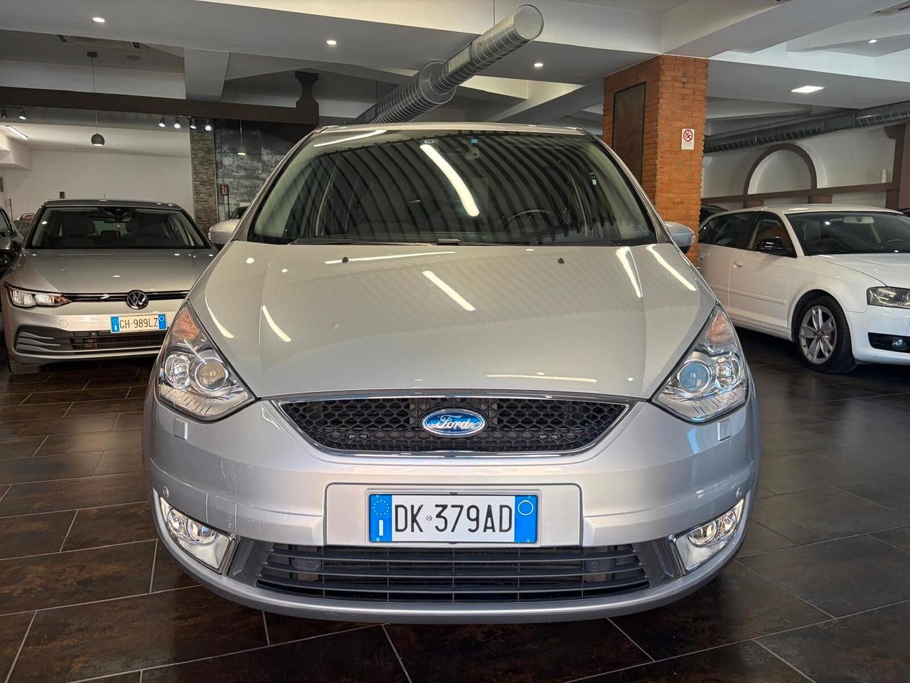 Ford Galaxy 1.8 TDCi 125 CV Ghia