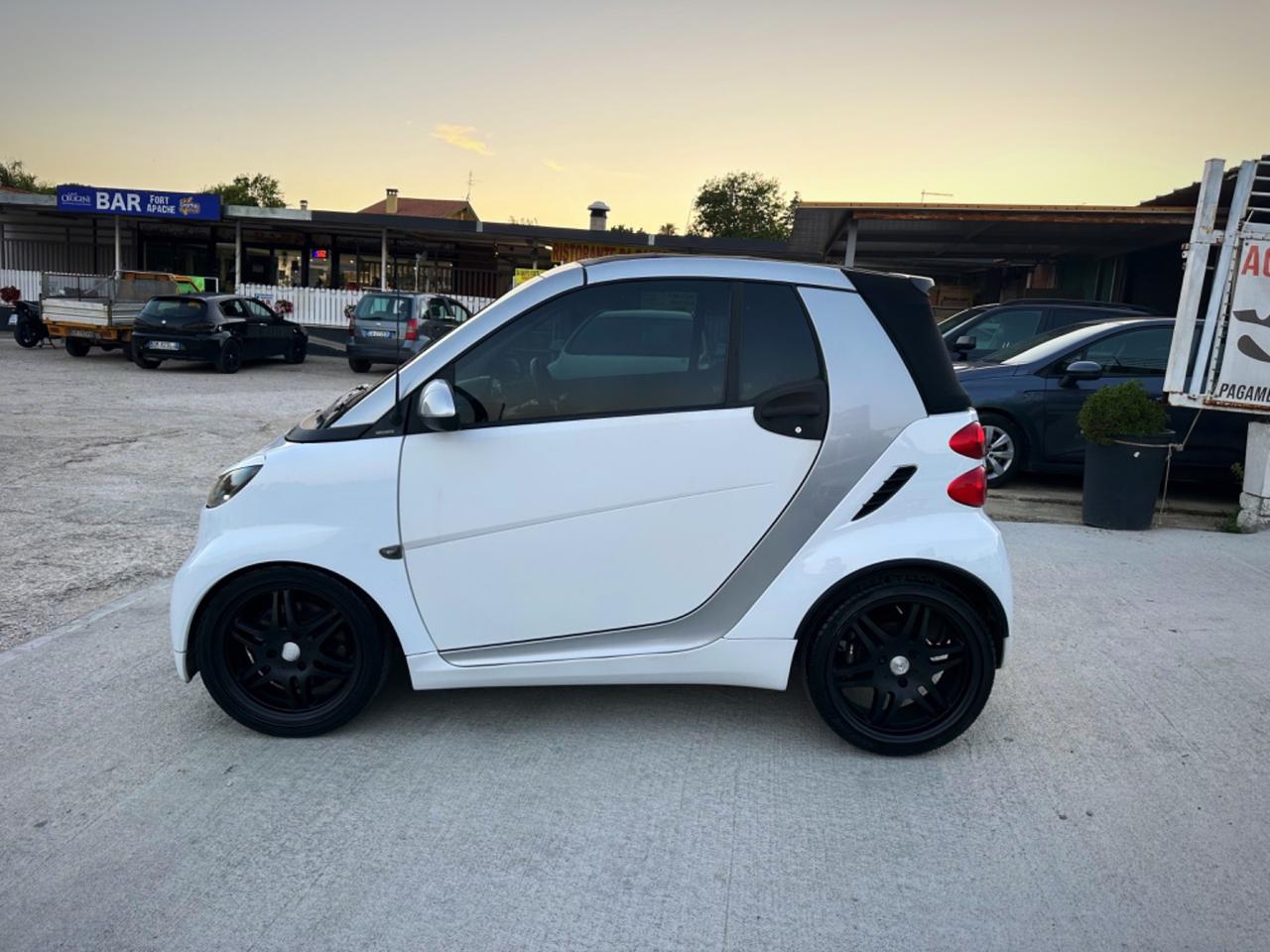 Smart ForTwo 1000 75 kW cabrio BRABUS Xclusive