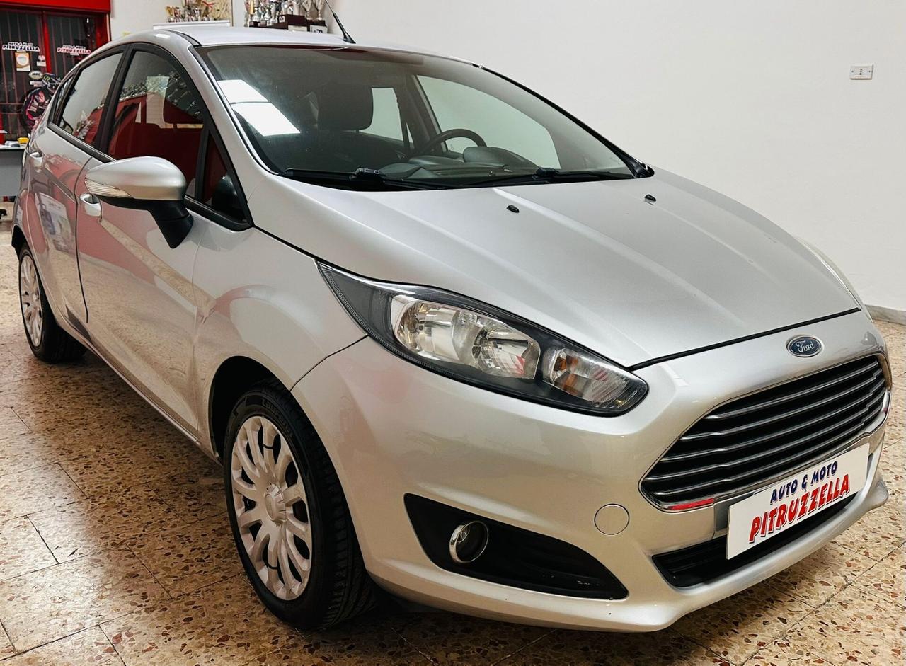 Ford Fiesta 1.5 TDCi 75CV 5 porte Business