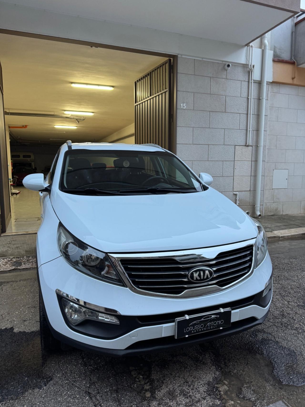 Kia Sportage 1.7 CRDI VGT 2WD high tech