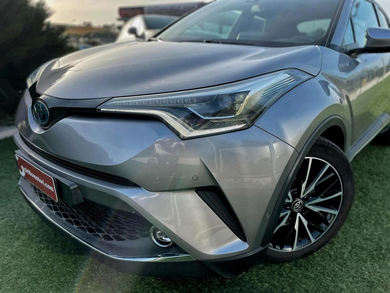Toyota C-HR 1.8 Hybrid E-CVT Lounge