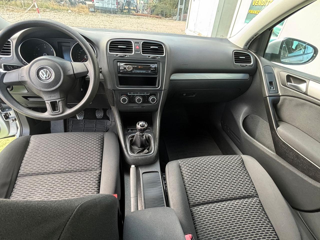 Volkswagen Golf 1.6 TDI DIESEL
