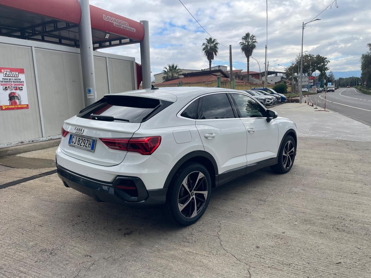 Audi Q3 35 TDI S tronic Business Advanced