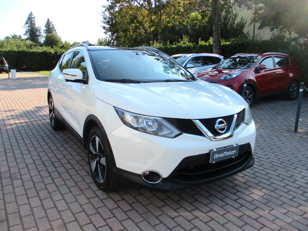 Nissan Qashqai 1.5 dci 360 110cv E6 TETTO/360/Frenata