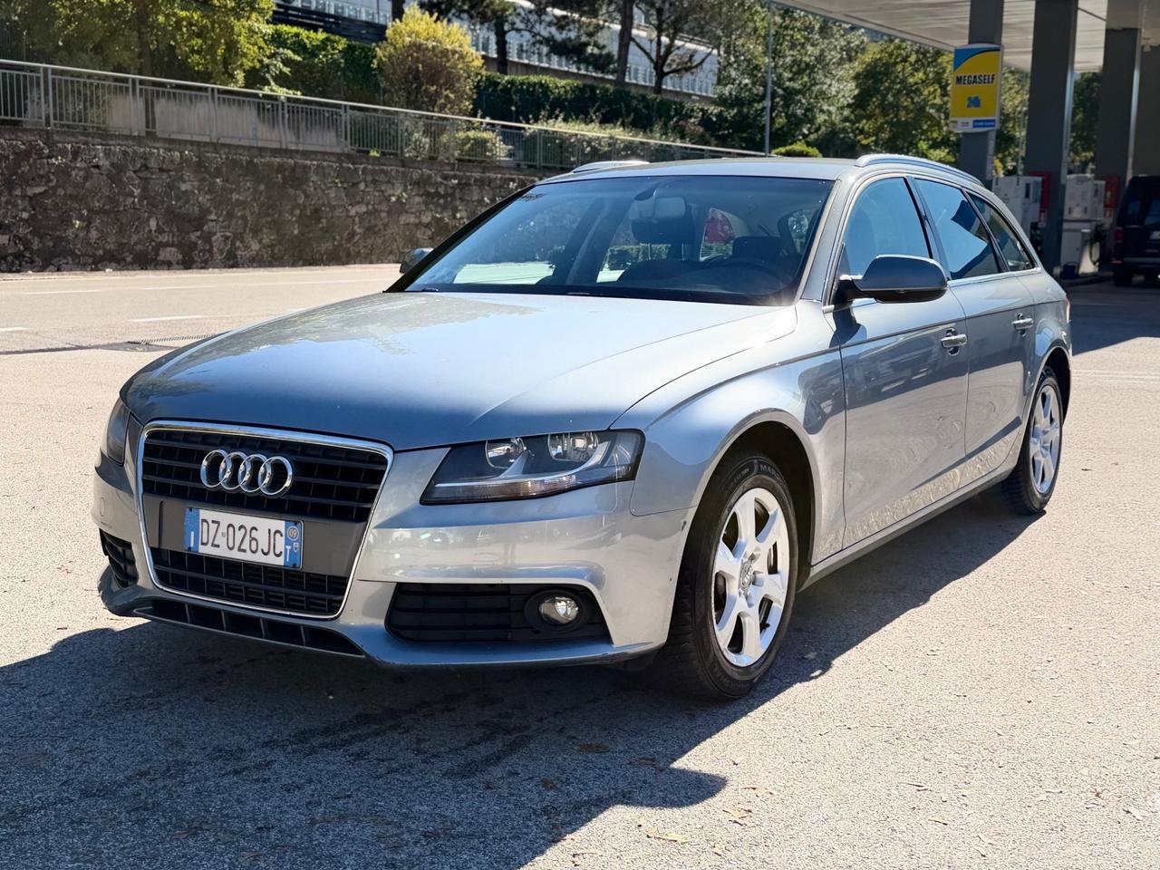 Audi A4 Avant 2.0 TDI 120CV EURO 5 ok neopatentati