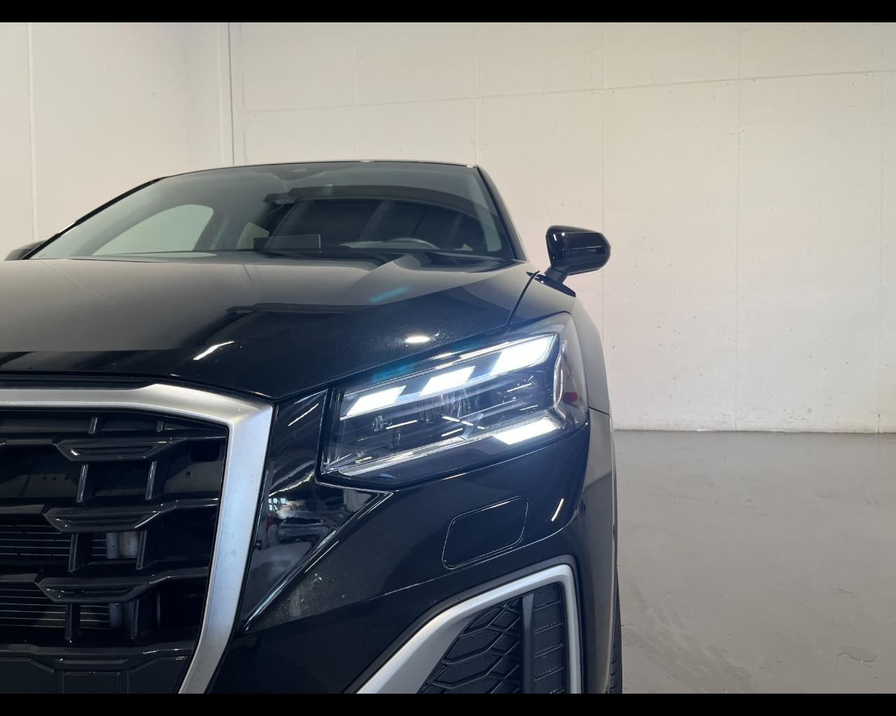 AUDI Q2 35 TFSI S-TRONIC S-LINE EDITION