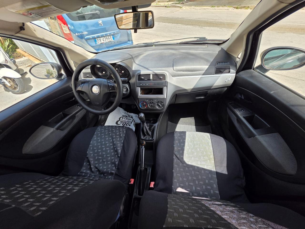 Fiat Grande Punto 1.3 MJT 75 CV 5 porte Dynamic