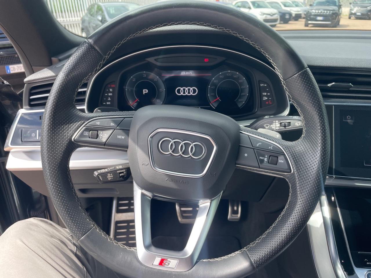 Audi Q8 50 TDI 286 CV quattro tiptronic Sport