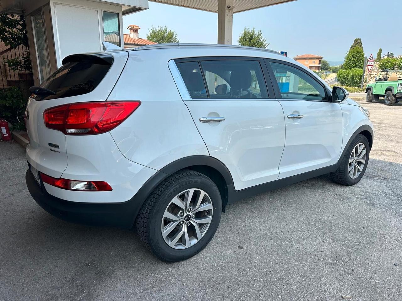 Kia Sportage 1.7 CRDI VGT 2WD high tech