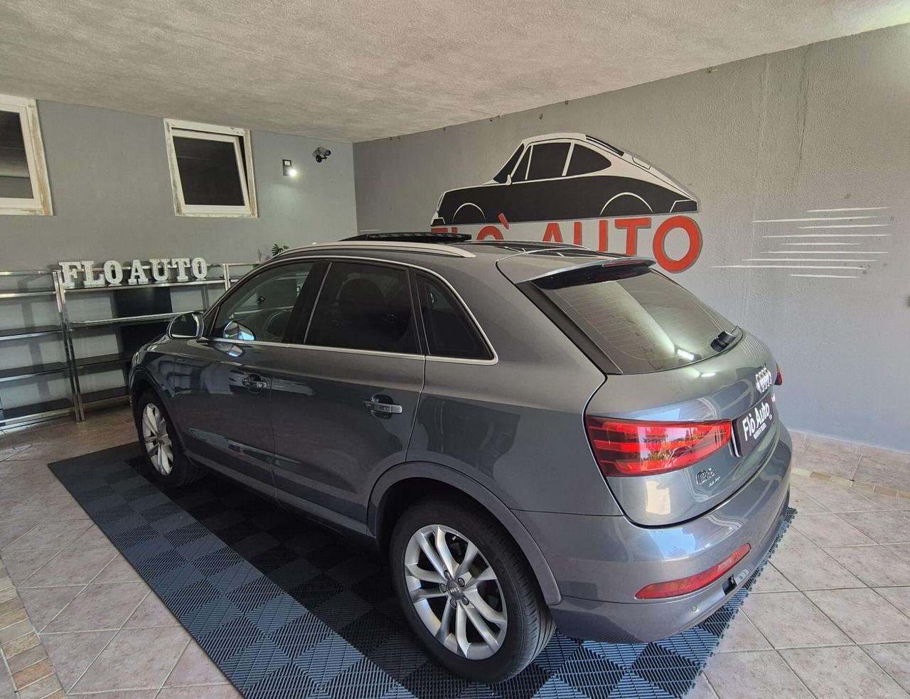 Audi Q3 2.0 TDI (Diesel) 140cv - Tettuccio