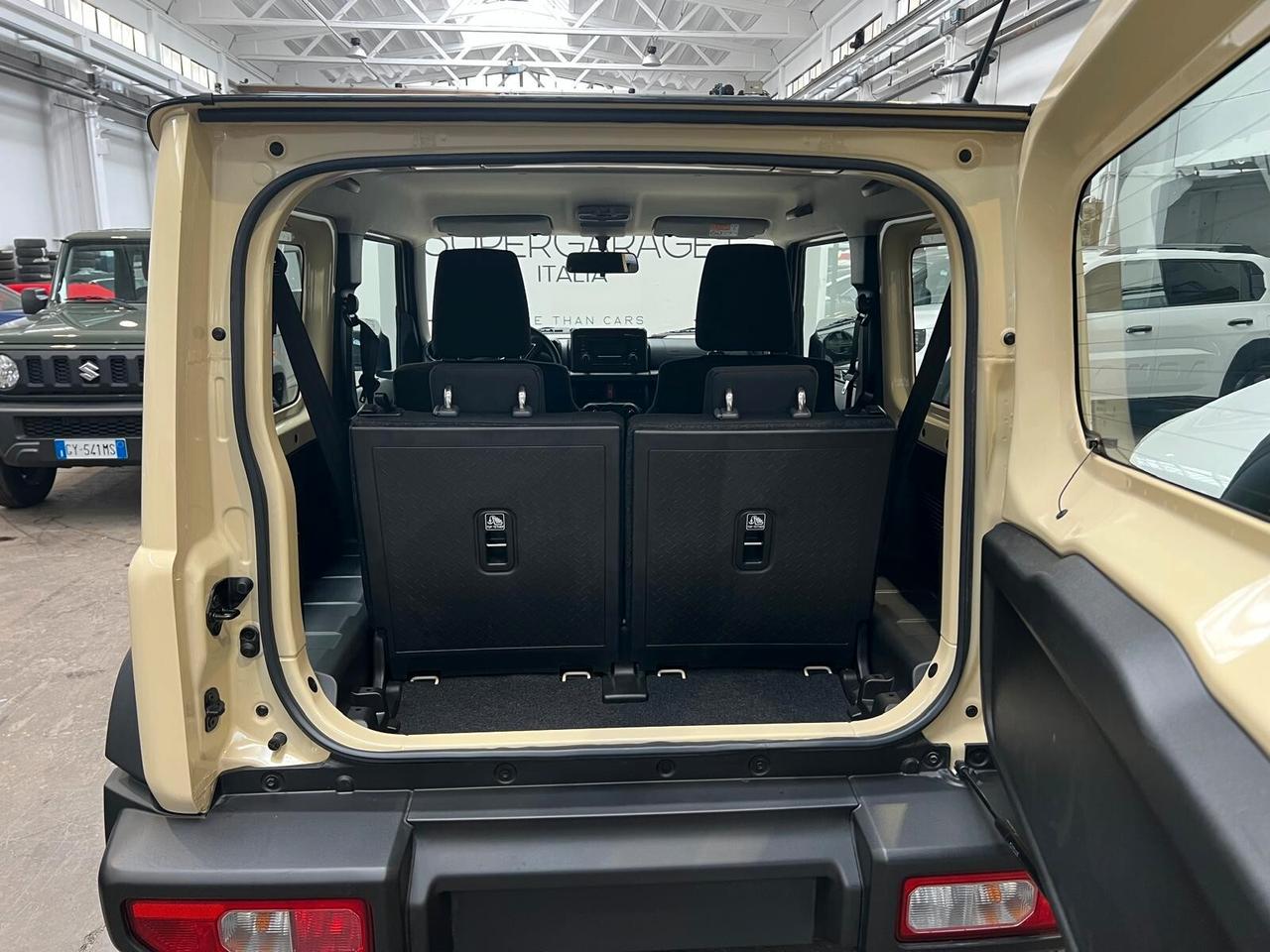Suzuki Jimny 1.5 5MT 4 POSTI 4X4